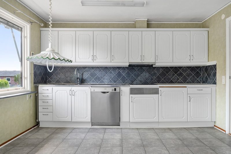 Prop id: 060 – House Sweden