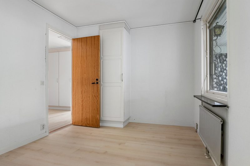 Prop id: 060 – House Sweden