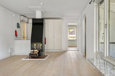 Prop id: 060 – House Sweden