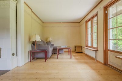 Prop id: 063 – House Sweden