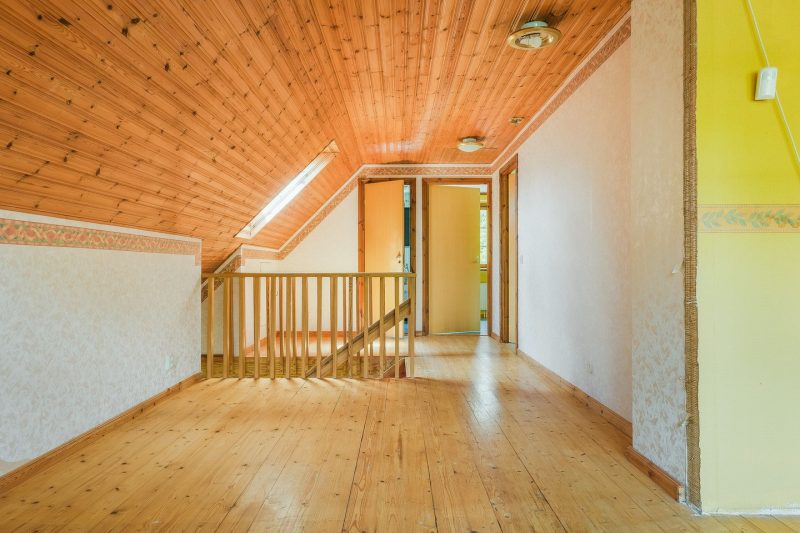 Prop id: 063 – House Sweden